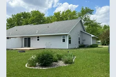 203 Lindstrom Avenue W, Grove City, MN 56243 - Photo 14