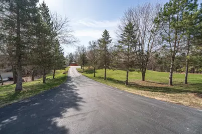 20881 Lake Ridge Drive, Prior Lake, MN 55372 - Photo 4