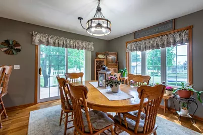 704 Country Estate Court SE, Stewartville, MN 55976 - Photo 8