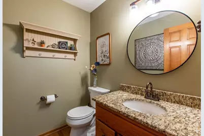 704 Country Estate Court SE, Stewartville, MN 55976 - Photo 14