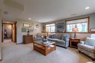 704 Country Estate Ct SE, Stewartville, MN 55976 - Photo 28
