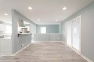 3994 Brunswick Ave S, Saint Louis Park, MN 55416 - Photo 10