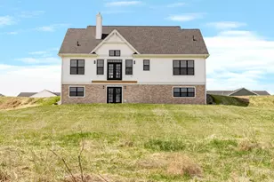 610 Field Point St, Roberts, WI 54023 - Photo 58
