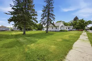 212 1st Ave SW, Dilworth, MN 56529 - Photo 18