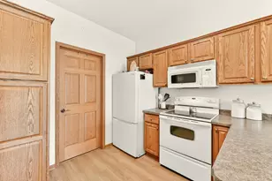 4207 Red Hawk Dr SE, Rochester, MN 55904 - Photo 12