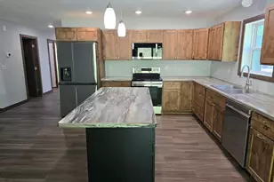 1477 Michigan Ave, Detroit Lakes, MN 56501 - Photo 4