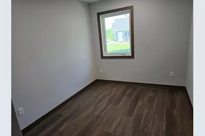 1477 Michigan Avenue, Detroit Lakes, MN 56501 - Photo 12
