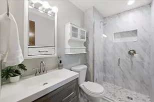 15873 Hayes Trail Ct, Apple Valley, MN 55124 - Photo 16