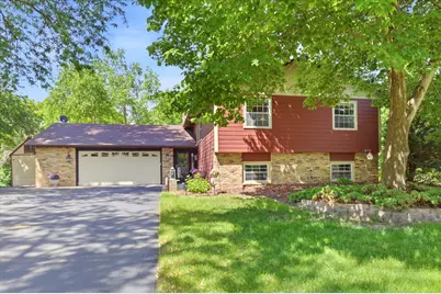 15873 Hayes Trail Court, Apple Valley, MN 55124 - Photo 2