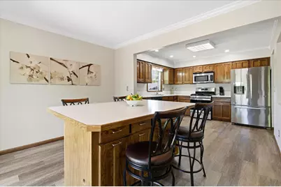 15873 Hayes Trail Court, Apple Valley, MN 55124 - Photo 12