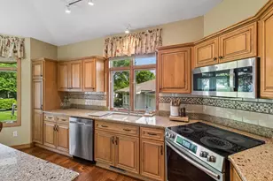 8967 Ferndale Ln, Eden Prairie, MN 55347 - Photo 8