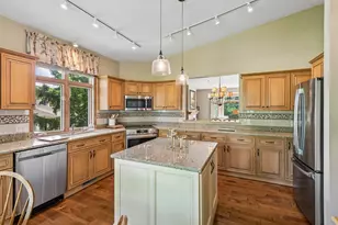 8967 Ferndale Ln, Eden Prairie, MN 55347 - Photo 6