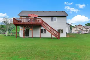 37888 Hawthorne Ave, North Branch, MN 55056 - Photo 40