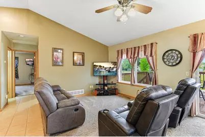 37888 Hawthorne Avenue, North Branch, MN 55056 - Photo 8