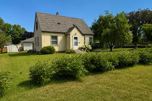 201 2nd St SW, New Prague, MN 56071 - Photo 6