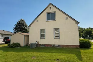 201 2nd St SW, New Prague, MN 56071 - Photo 4