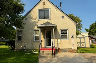 201 2nd St SW, New Prague, MN 56071 - Photo 2