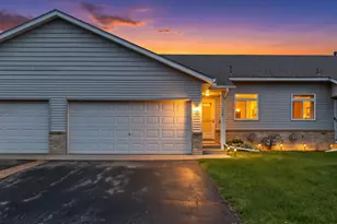 1523 Balinese St, Shakopee, MN 55379 - Photo 2