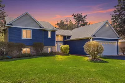 512 Hyde Avenue N, Mahtomedi, MN 55115 - Photo 4