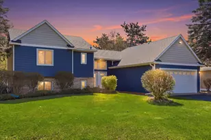512 Hyde Ave N, Mahtomedi, MN 55115 - Photo 4