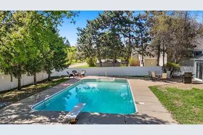 512 Hyde Avenue N, Mahtomedi, MN 55115 - Photo 10
