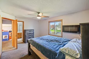 512 Hyde Ave N, Mahtomedi, MN 55115 - Photo 30