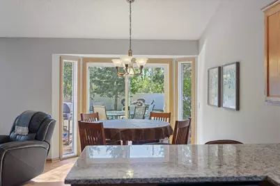 512 Hyde Avenue N, Mahtomedi, MN 55115 - Photo 18