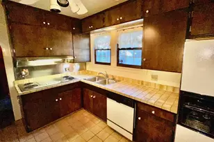810 3rd St NW, Austin, MN 55912 - Photo 18