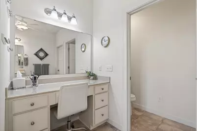 8270 Oakview Court N, Maple Grove, MN 55369 - Photo 22