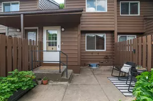2455 Crestwood Dr, North Saint Paul, MN 55109 - Photo 4