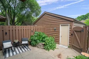 2455 Crestwood Dr, North Saint Paul, MN 55109 - Photo 6