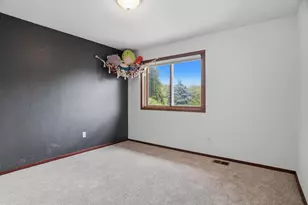 2455 Crestwood Dr, North Saint Paul, MN 55109 - Photo 22