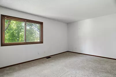 2455 Crestwood Drive, North Saint Paul, MN 55109 - Photo 18