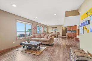 28885 Park Pl, Chisago City, MN 55013 - Photo 36