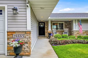 28885 Park Pl, Chisago City, MN 55013 - Photo 6