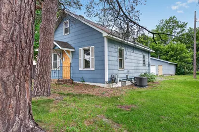 7624 68th Avenue N, Brooklyn Park, MN 55428 - Photo 2