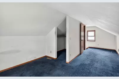 7624 68th Avenue N, Brooklyn Park, MN 55428 - Photo 4