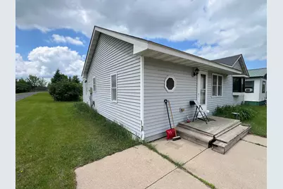 401 4th Street NW, Wadena, MN 56482 - Photo 4