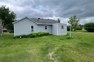 401 4th St NW, Wadena, MN 56482 - Photo 6