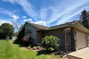 10025 Portland Ave S, Bloomington, MN 55420 - Photo 2