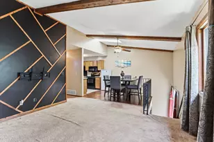 8709 Maplebrook Pkwy N, Brooklyn Park, MN 55445 - Photo 4
