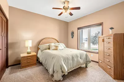 290 Acorn Place NE, Owatonna, MN 55060 - Photo 22