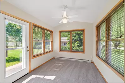 2133 Southwind Road, Maplewood, MN 55109 - Photo 16