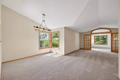 2133 Southwind Road, Maplewood, MN 55109 - Photo 14