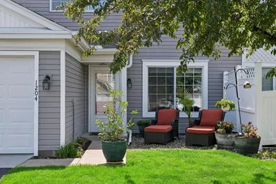 1929 Southcross Drive W #1204, Burnsville, MN 55306 - Photo 2