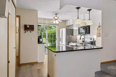 1929 Southcross Drive W #1204, Burnsville, MN 55306 - Photo 8