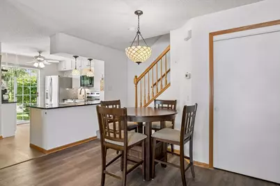1929 Southcross Drive W #1204, Burnsville, MN 55306 - Photo 6