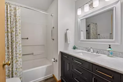 1929 Southcross Drive W #1204, Burnsville, MN 55306 - Photo 18