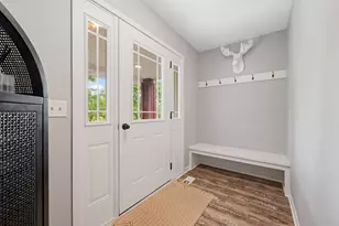 3062 Walden Dr, Chaska, MN 55318 - Photo 4