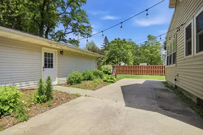 825 E Center Street, Rochester, MN 55904 - Photo 32